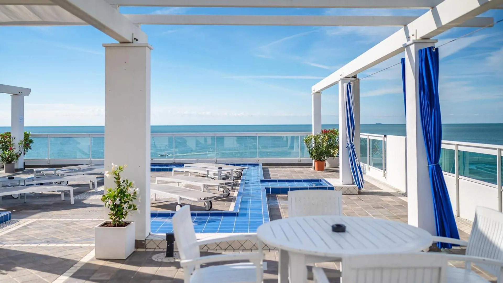 Hotel Orizzonte Lido di Jesolo 3*,  Italy
